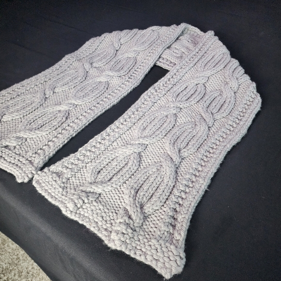 PitterPatterWares Accessories - Hand Made Cable Knit Gray Scarf - 100% Merino Wool - Knit By Myself
